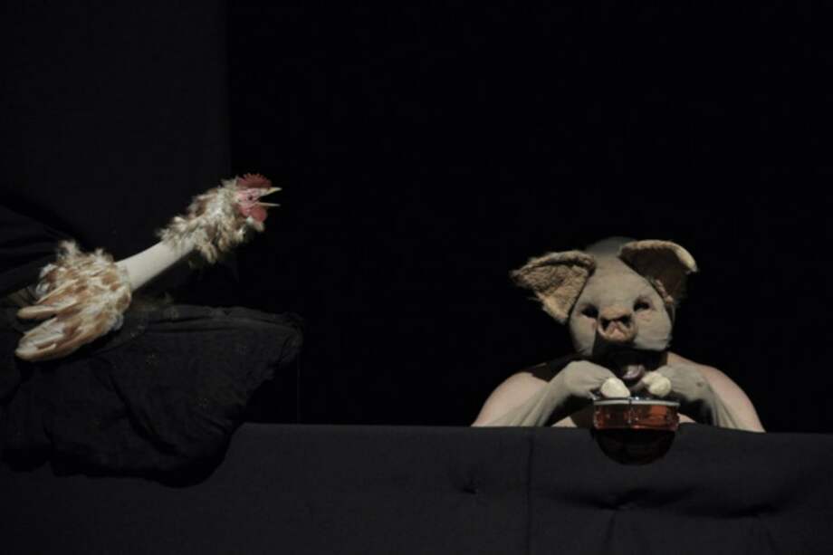 Obra de teatro "Gallina y el otro". /Gabriela Córdoba