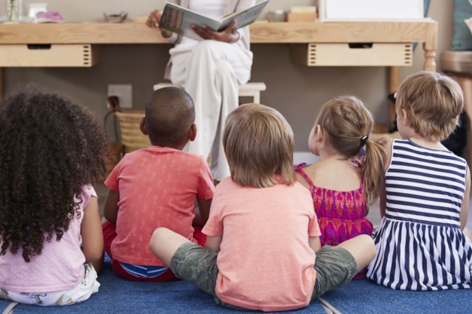 ¿Cómo enseñar a los niños que la discriminación por motivos de orientación sexual debe terminar?