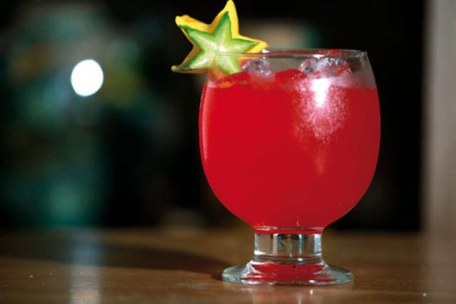 Anímate a preparar un cóctel y celebrar con tus amigas