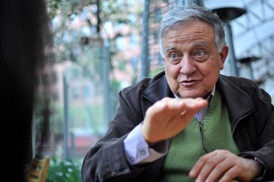 Rodrigo Llano presentará hoy miércoles 15 de octubre en Medellín sus hipótesis sobre la muerte del general Uribe hace cien años. / Cristian Garavito