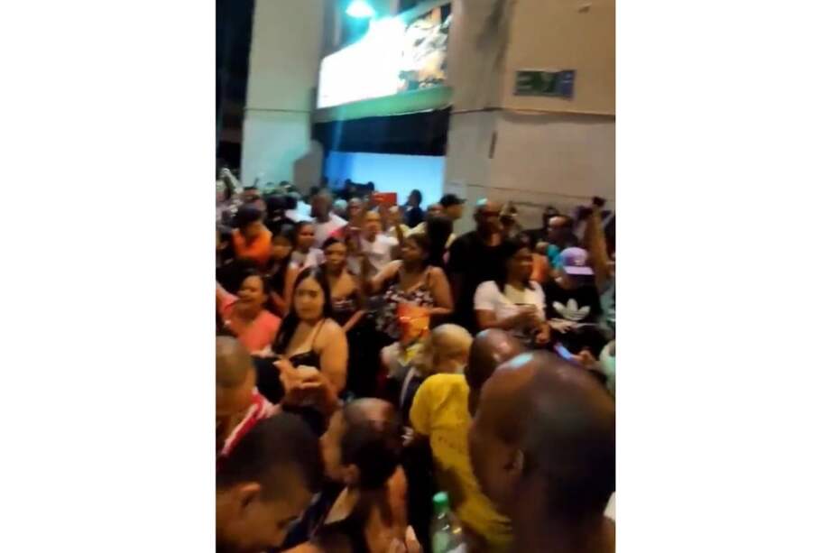 Durante la última semana de febrero se presentaron fiestas entre la carrera 3 con la 10, cerca a la Alcaldía y Gobernación de Cali.