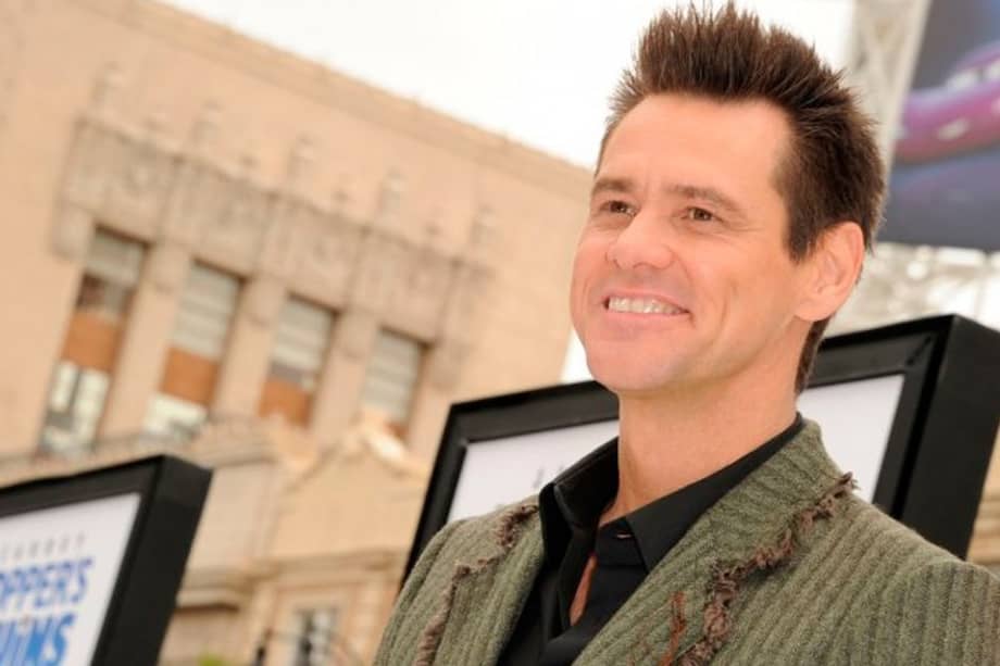 Jim Carrey, enamorado de una chica 24 años más joven que él