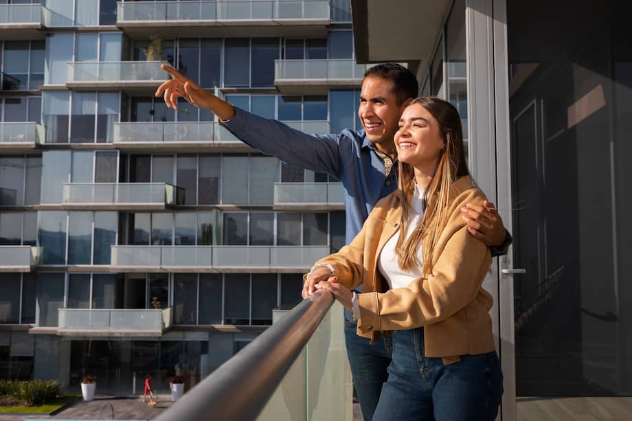 La adquisición de una vivienda o una propiedad comercial es una decisión cargada de emociones, planes a futuro y seguridad familiar.
