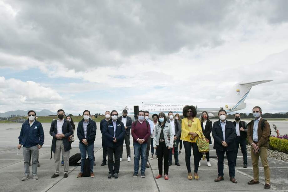 Una delegación del Gobierno Nacional viajó hasta Cali para escuchar las peticiones de la minga indígena.