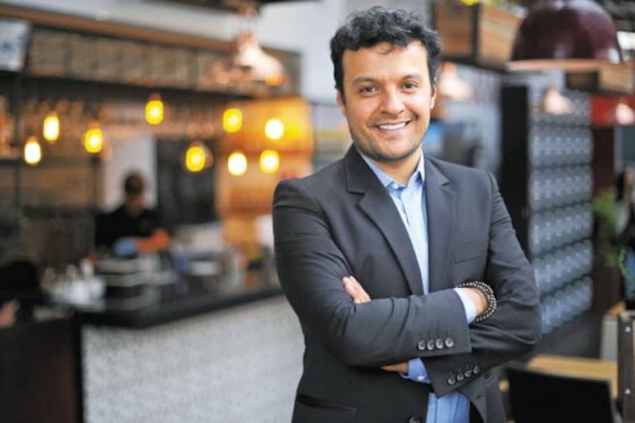 Para Julián Román, hay que volver a hacer de la actuación una profesión. / Cristian Garavito