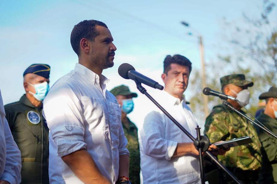 Ministros de Interior y de Defensa tras Consejo de Seguridad en Tame, Arauca