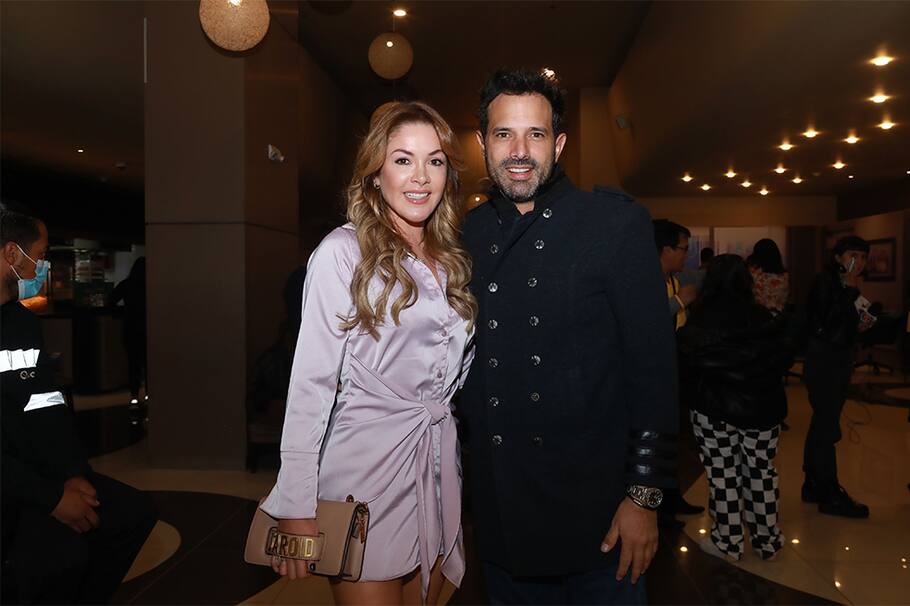 Nataly Umaña y Alejandro Estrada