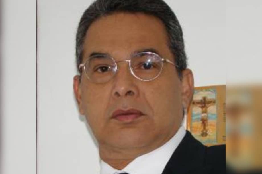 Era investigado por presuntas irregularidades en un contrato para la construcción del alcantarillado sanitario de Riohacha.