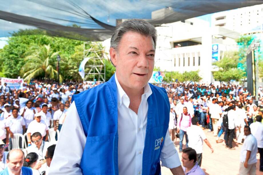 Señalan a los conservadores de 'jugarle doble' a reelección de Santos