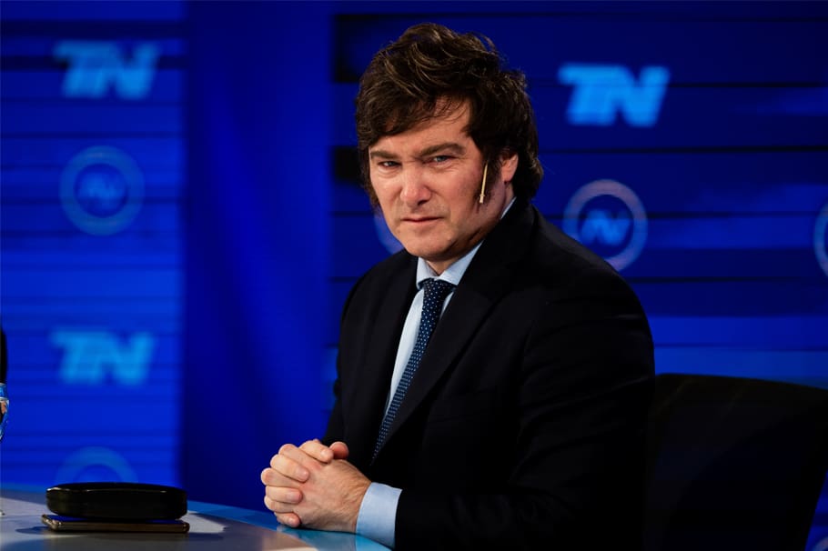 Javier Milei lidera la intención de voto en Argentina.