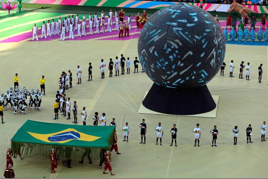 Dilma Rousseff fue insultada por miles de hinchas en la apertura del Mundial