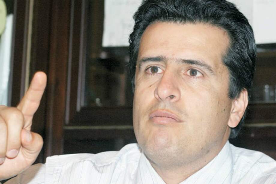 En reforma tributaria incluirán reducción de impuestos a combustibles