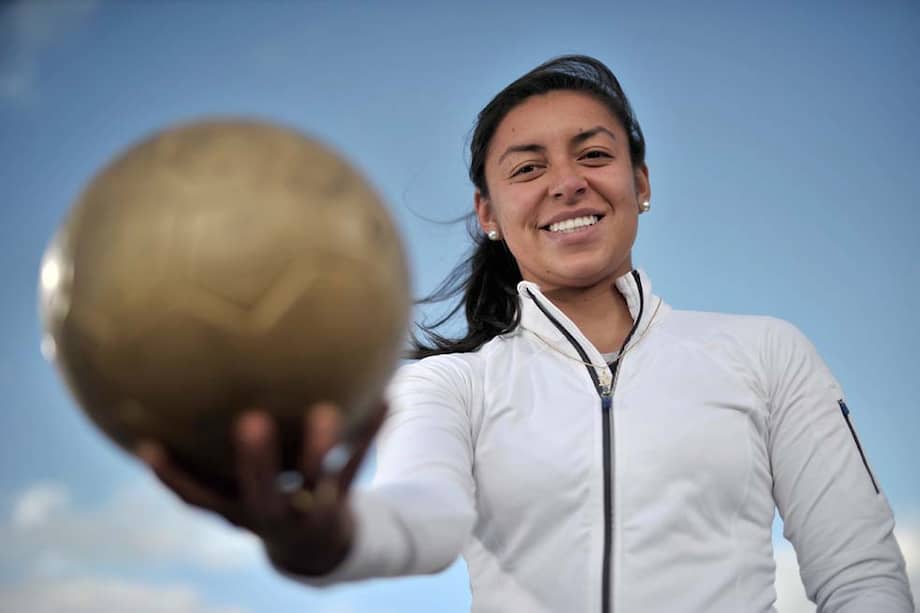 Yoreli Rincón, del equipo Herbalife Colombia, fue la primera futbolista nacional en disputar un partido en la Liga de Campeones de Europa. / Luis Ángel