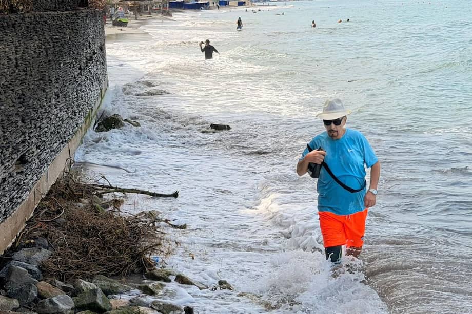 La recuperación de Cabo Tortuga entra en fase clave con la llegada de una draga.