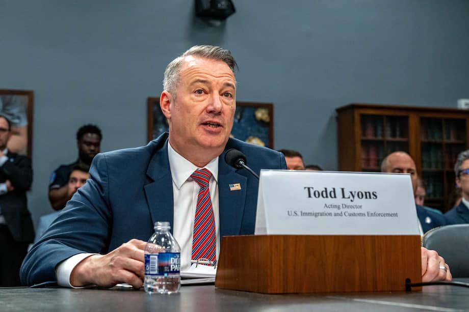 El exdirector interino del Servicio de Inmigración y Control de Aduanas de Estados Unidos, Todd Lyons.