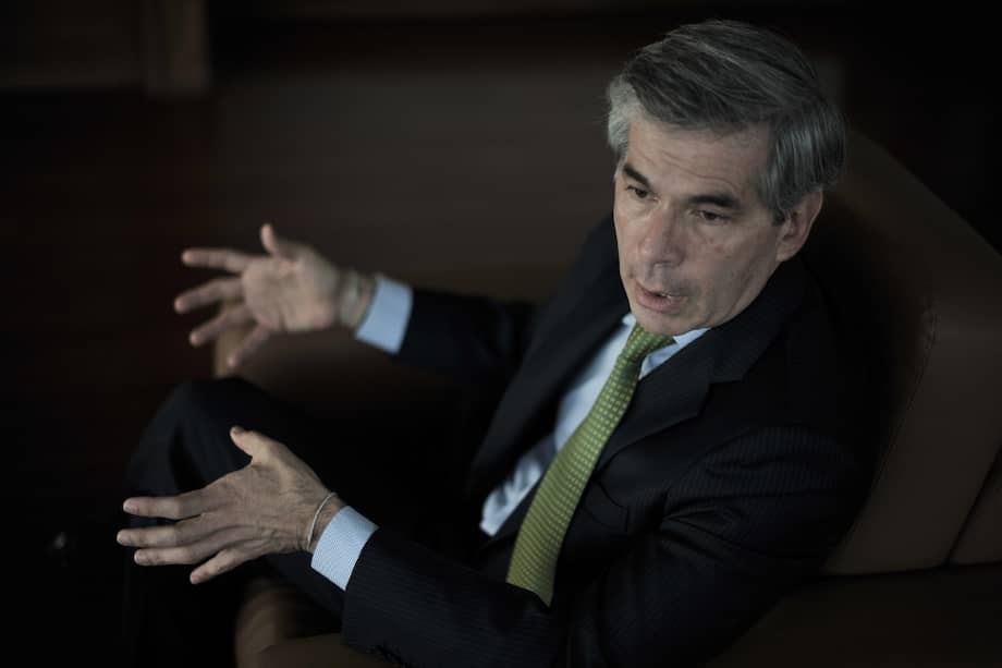 La demanda de Reyes cuestionaba específicamente la interpretación de la sentencia de la JEP en torno a la función de la Sala de Definición de Situaciones Jurídicas (SDSJ) para actuar en casos de personas sin máxima responsabilidad.