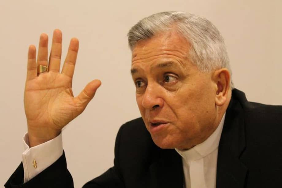 Monseñor Darío Monsalve lleva más de tres décadas en la búsqueda de una salida negociada al conflicto armado y ha sido gestor en los acercamientos con las Autodefensas Gaitanistas.