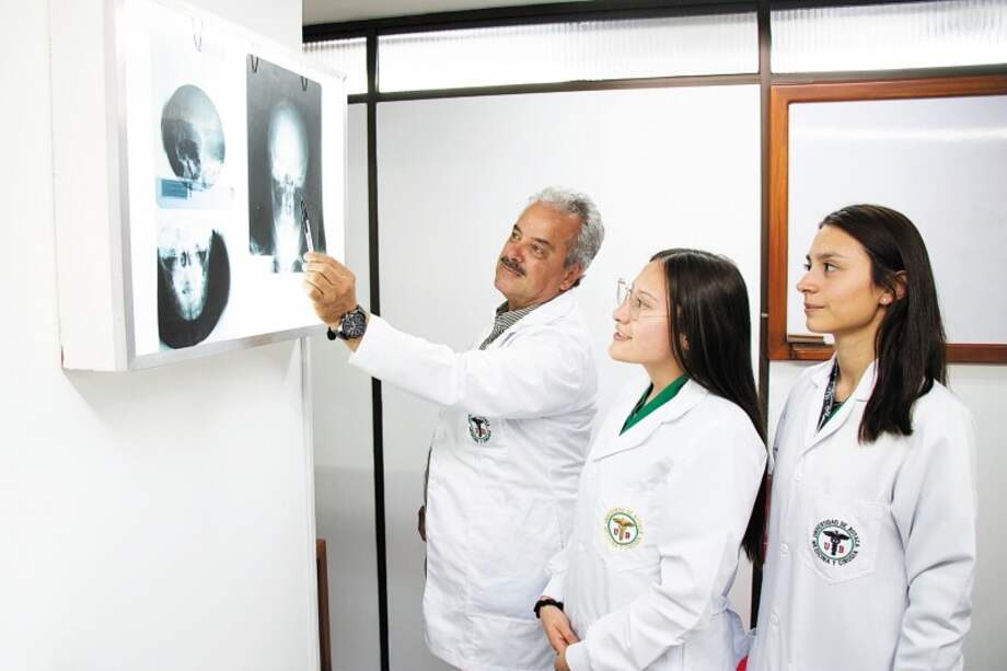 Actualmente, el programa de Medicina tiene 838 estudiantes matriculados y Terapia respiratoria 98. / Cortesía.