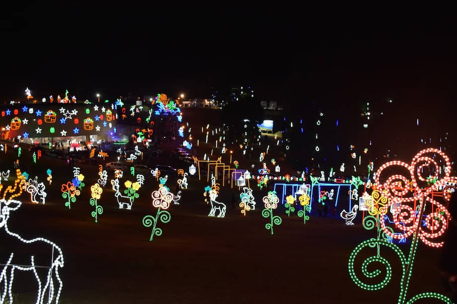 El Puente de Boyacá es uno de los destinos más recurrentes en los recorridos de alumbrados navideños.