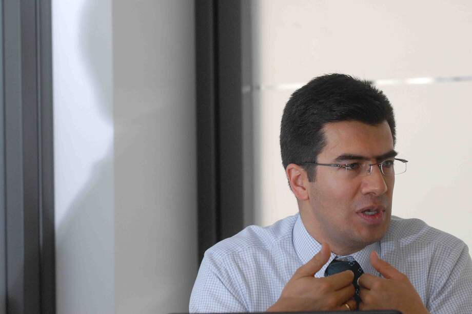 Óscar León Suárez, director de la ANE, dijo que la banda de 700 MHz estará limpia a finales del próximo agosto. /Archivo