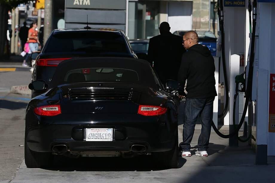 Gasolina en frontera de Venezuela con Colombia aumenta de 12 a 20 bolívares