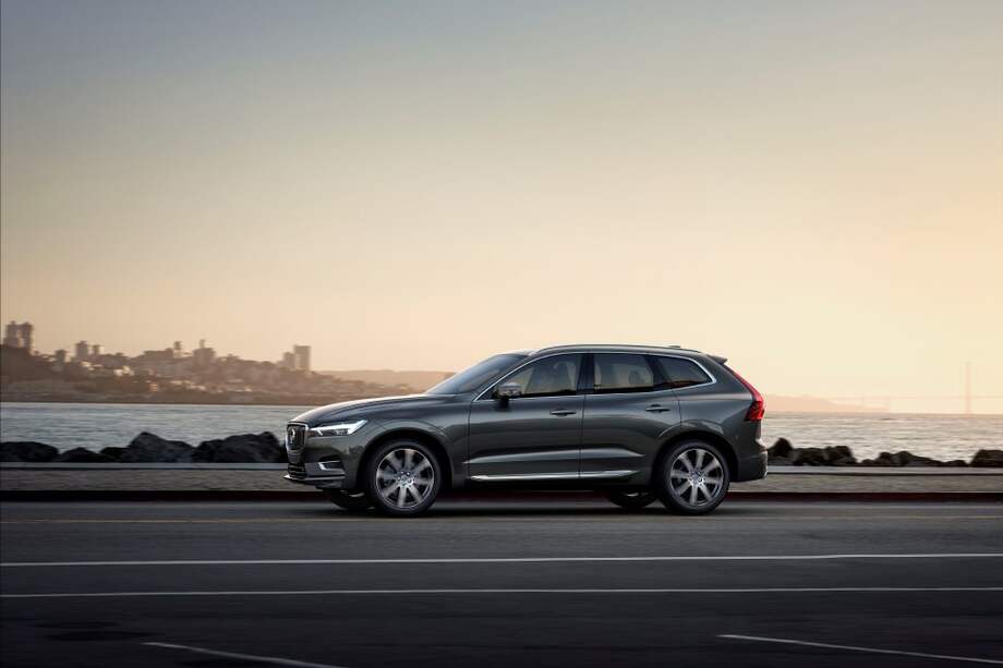 Volvo Colombia espera vender entre 200 y 300 unidades de la XC60 en lo que queda de este año. / Cortesía