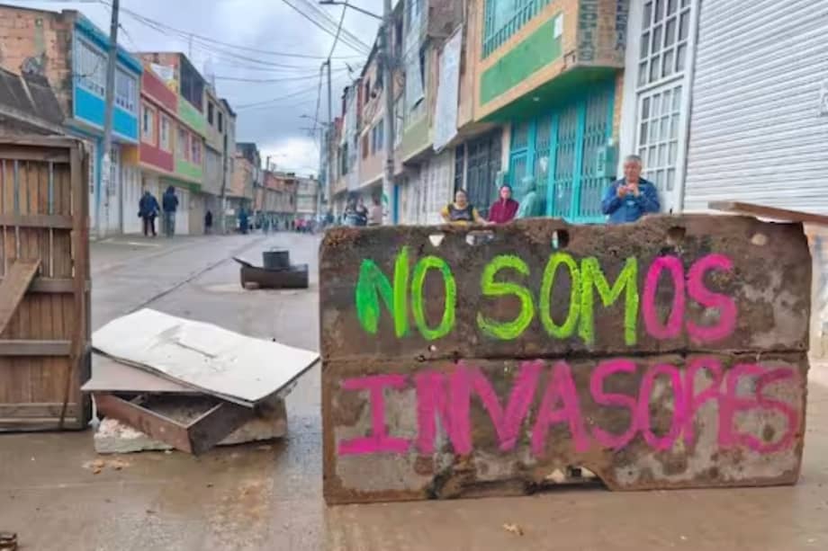 La comunidad de El Remanso mantiene convocada una protesta mientras espera la reprogramación de la diligencia de desalojo.