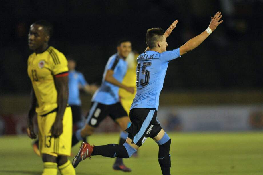 Facundo Waller celebra el primer gol de Uruguay frente a Colombia. Foto: AFP