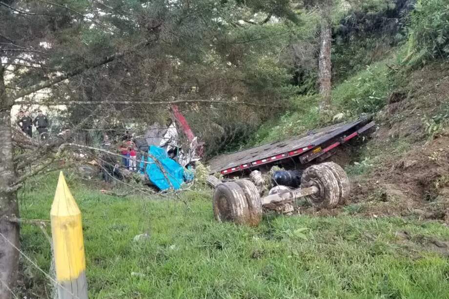 El siniestro vial que cobró la vida de una persona sucedió en la autopista Medellín-Bogotá, específicamente en el kilómetro 11+600.
