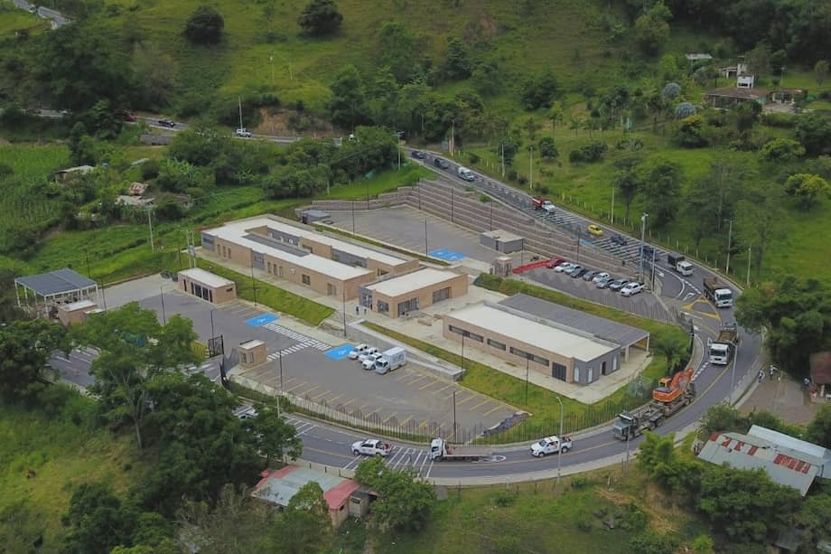 Transversal del Sisga. Las obras en este corredor vial impulsan los sectores de la ganadería y la agricultura.