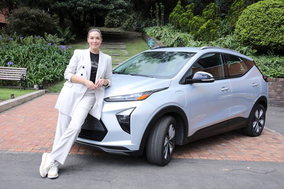 Revista Cromos y Chevrolet Bolt EUV se unen para realizar esta actividad en el Día sin carro en pro de la movilidad responsable, cero contaminante y la comodidad