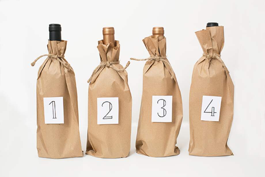 Existen tres principales tipos de cata: horizontal, vertical y a ciegas. Todas poseen sus particularidades, pero, en el fondo, comparten el mismo fin: evaluar y valorar los vinos. / Archivo