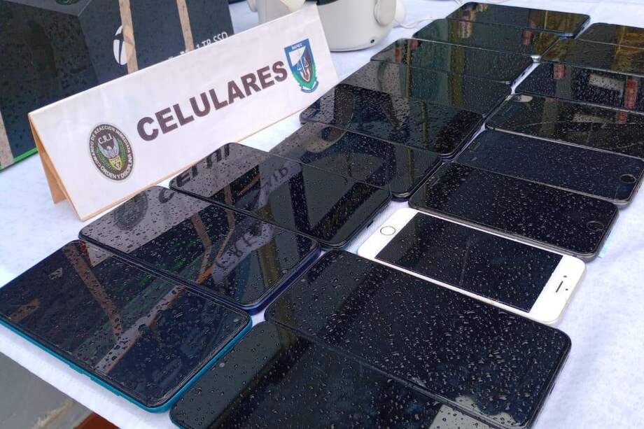 1240 celulares y 6360 accesorios fueron incautados durante Operación Dominó