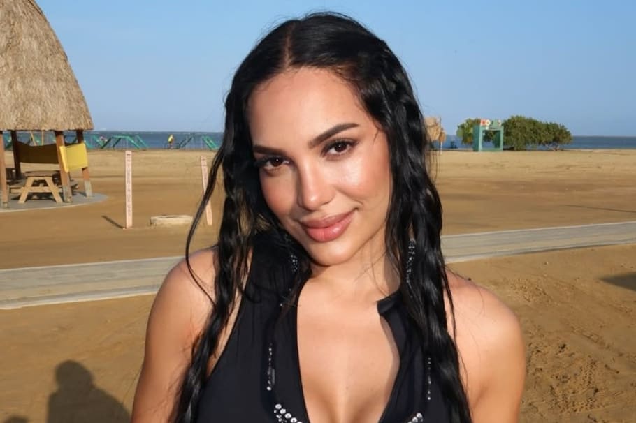 Andrea Valdiri, influenciadora.