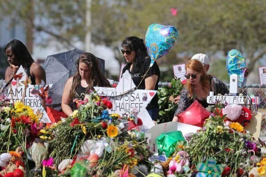 la masacre de Parkland conmocionó al mundo, y volvió a poner sobre la mesa la discusión sobre el porte de armas. / Cortesía