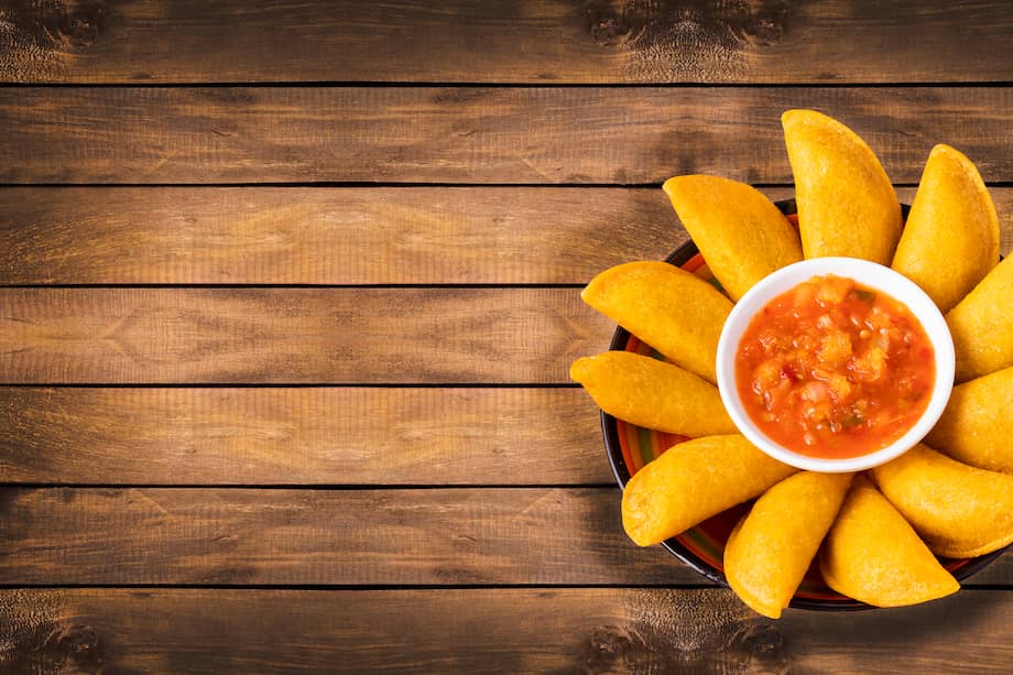 Un clásico de la comida colombiana para disfrutar con hogao.
