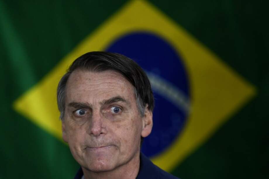 Jair Bolsonaro, presidente de Brasil, ha protagonizado varios escándalos en cien días de gobierno. / AFP