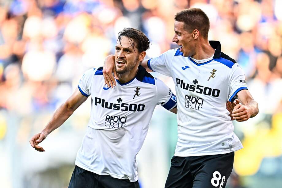 Los goles de la victoria fueron marcados por Rafael Toloi y Ademola Lookman.