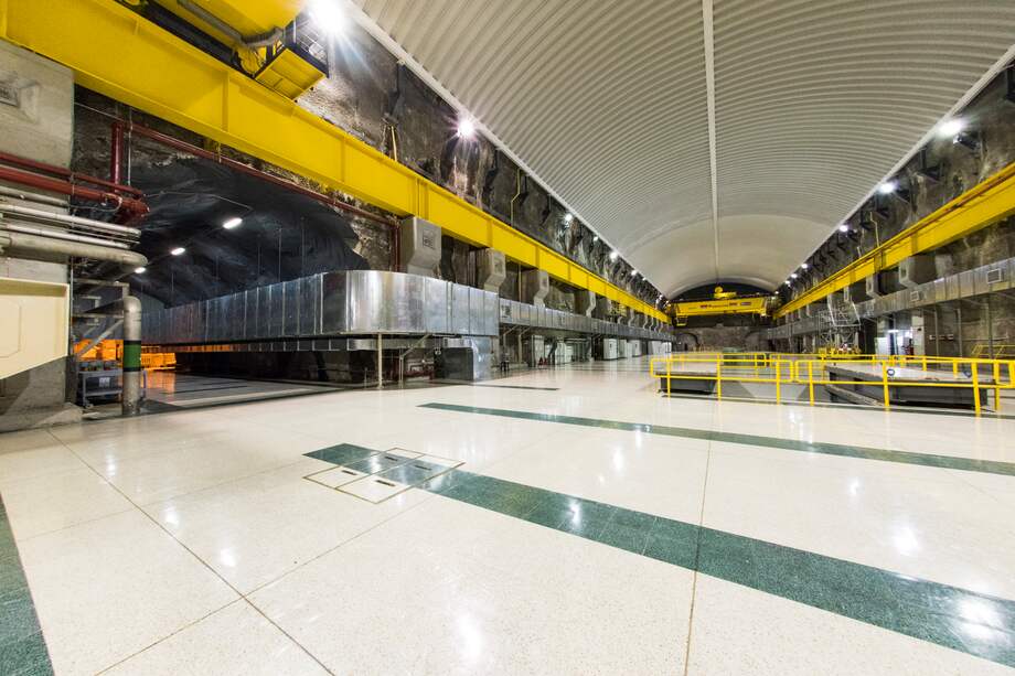 Imagenes publicitarias de trabajadores de la Central Sogamoso, comunidad y contratistas de la region.