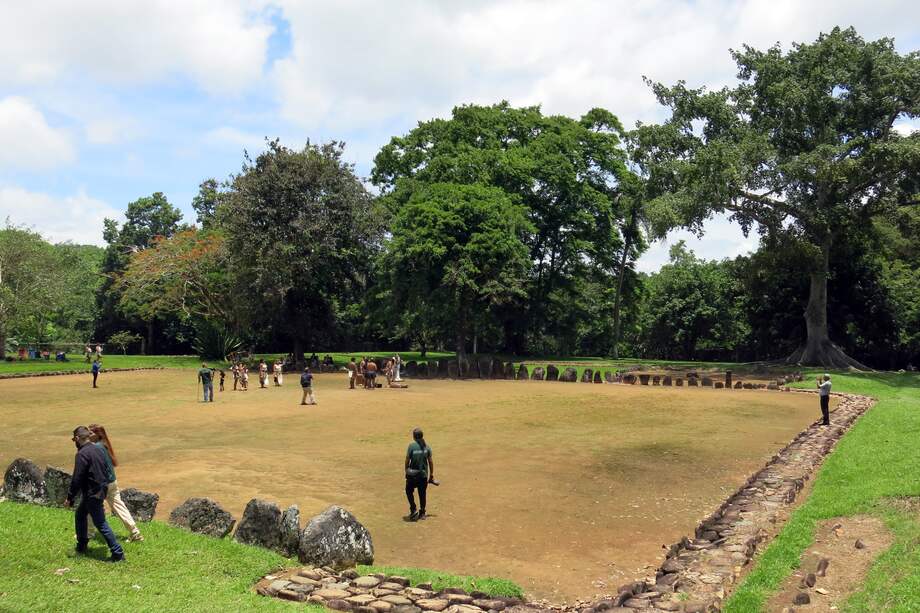 El Centro Ceremonial Indígena de Caguana se encuentra localizado en el Barrio Caguana de Utuado, Puerto Rico,