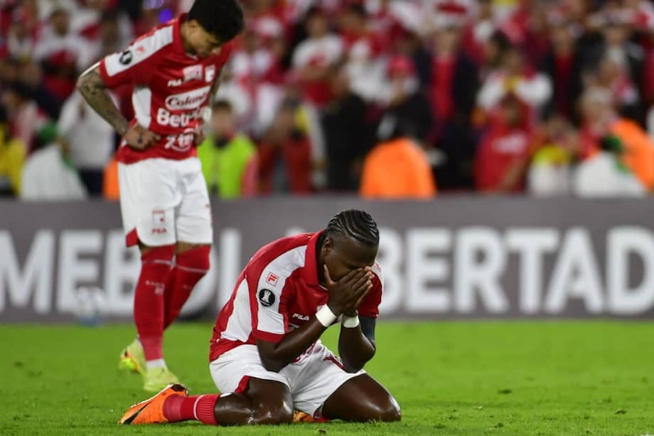 Hugo Rodallega no tuvo su noche. No logró conectar en el juego y las poco que tuvo, las desperdició.