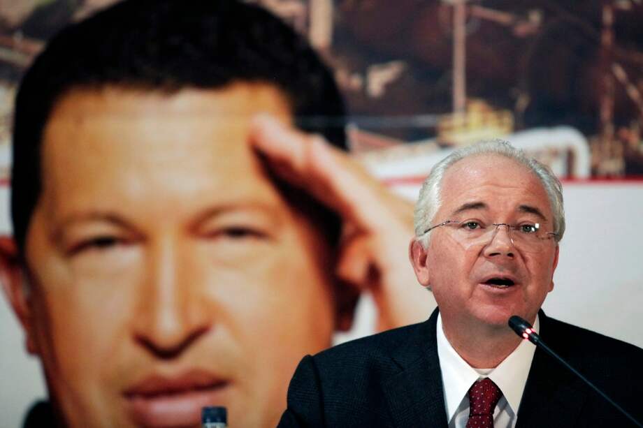 Rafael Ramírez era uno de los candidatos a reemplazar a Hugo Chávez en el momento de su muerte. / AP