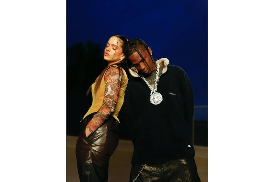 En la imagen aparecen Rosalía y Travis Scott.