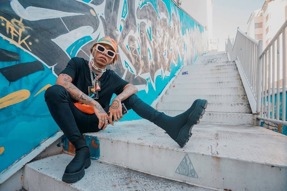 En el proyecto de Lalo Ebratt tienen un peso muy destacado las colaboraciones, en las que se adentró gracias a su capacidad de aprendizaje y su curiosidad por diferentes ritmos y sonidos.