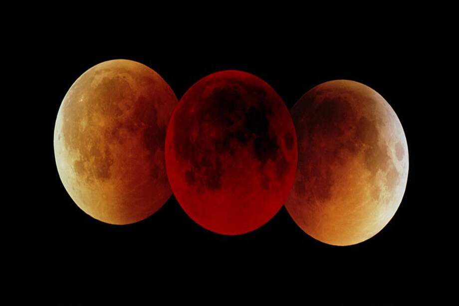 Tres etapas de un eclipe total de luna. / Fred Espenak / NASA