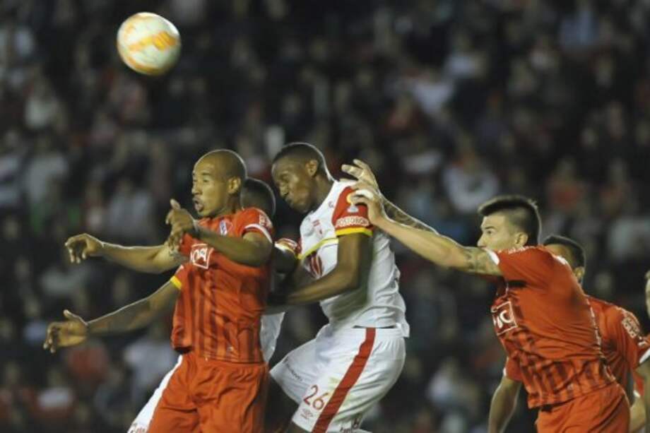 Independiente viajó a Colombia para partido contra Santa Fe