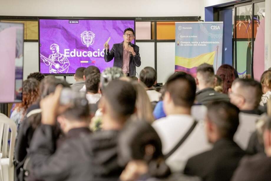 Gobierno del Cambio condona créditos del Icetex a 1.192 jóvenes de todo el país