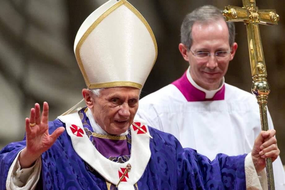 Benedicto XVI denunció "hipocresía" y "divisiones" en la Iglesia