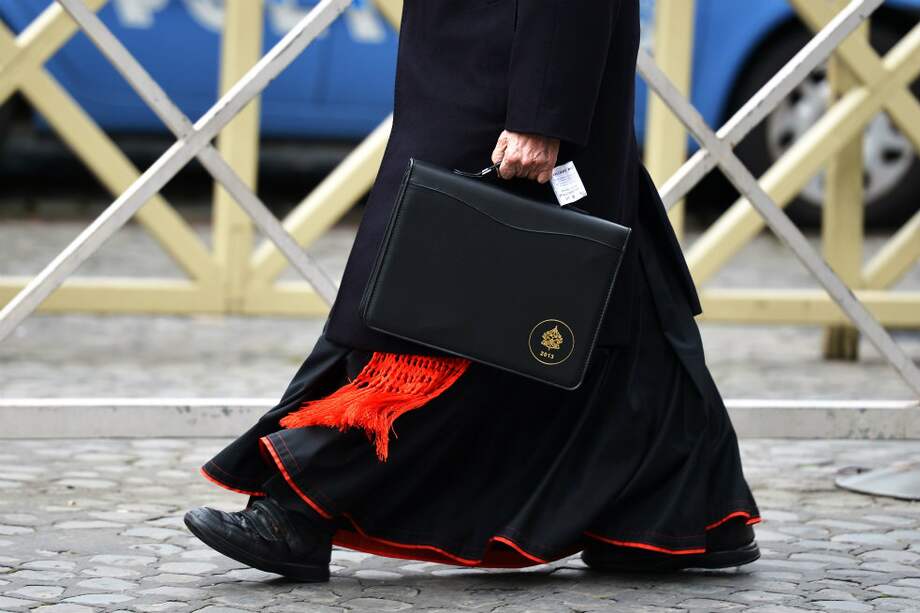 Los cardenales reunidos en El Vaticano revisan las cuentas. / AFP