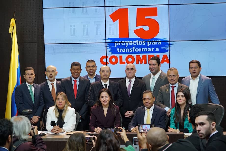 Bancada de Cambio Radical presentó 15 proyectos para defender legado de Germán Vargas Lleras.